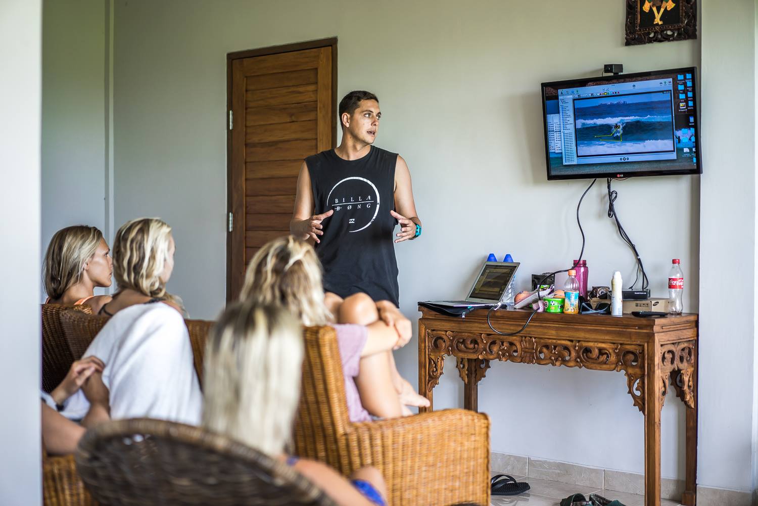 WOMEN'S SURF & FITNESS CAMP BYRON BAY