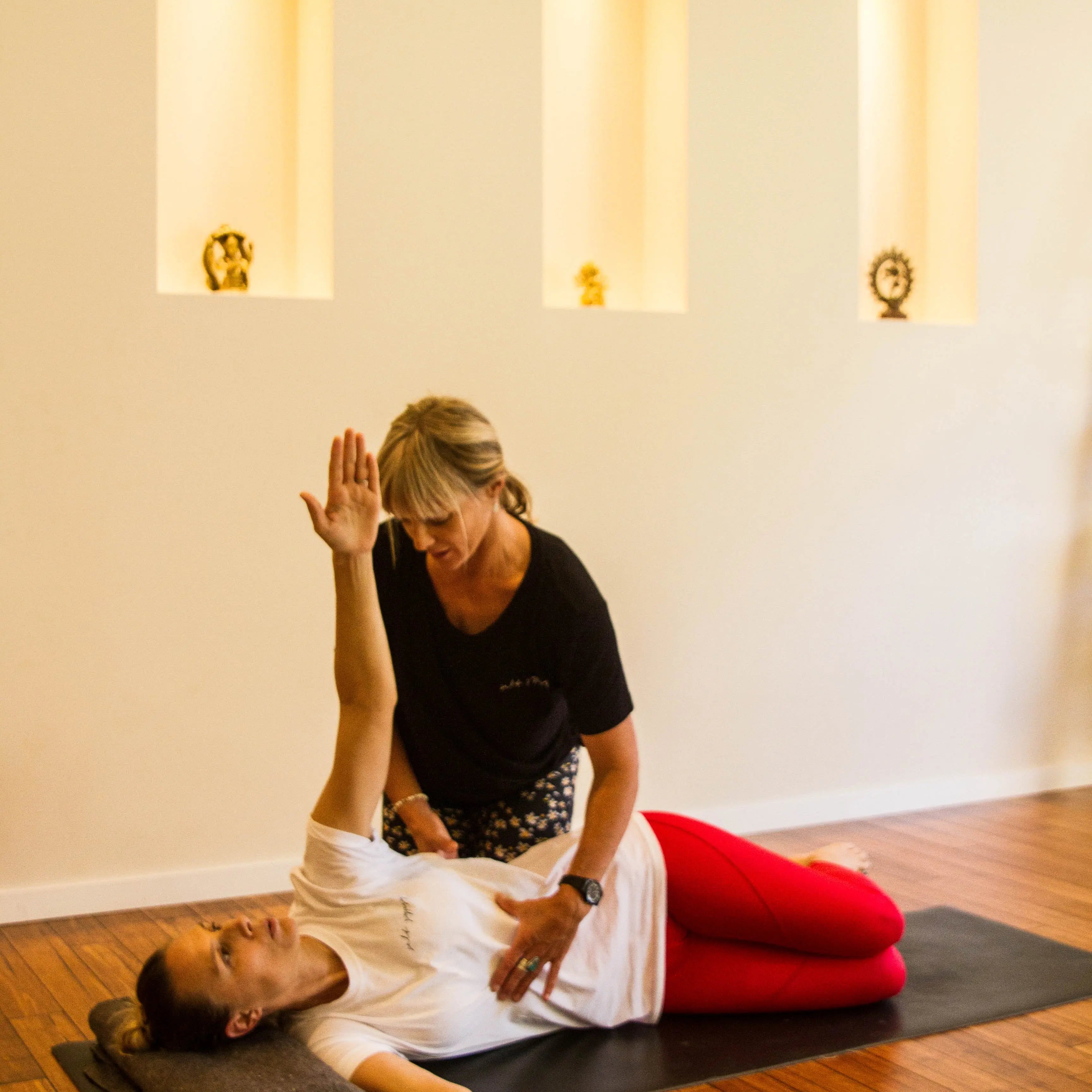 POST-NATAL PILATES CLIP WITH FI DUNCAN Salt Gypsy